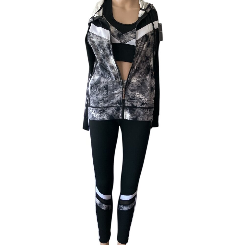 Yitong S/M 3 Piece Athletic Set NWT